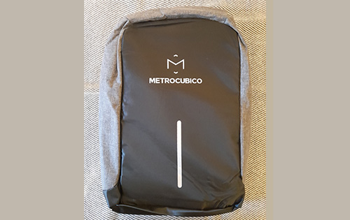 Mochila estampada con logo