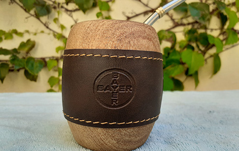 Mate porito forrado con logo grabado