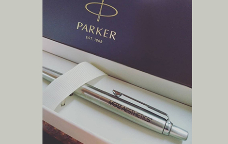 Lapicera Parker con logo grabado